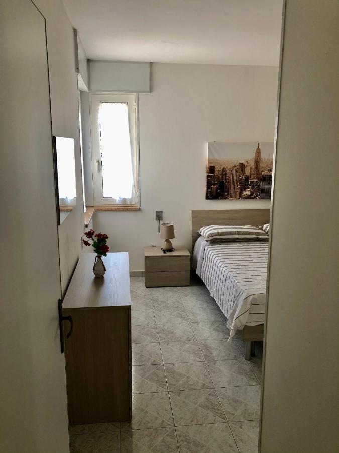 Apartmán Casa Sul Corso Di Lido Marini Exteriér fotografie